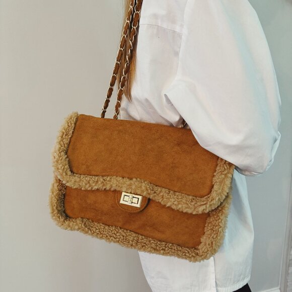 NWT - Luxe Sherpa Faux Fur Trim Chain Shoulder Bag - Brown/Tan - Picture 6 of 8